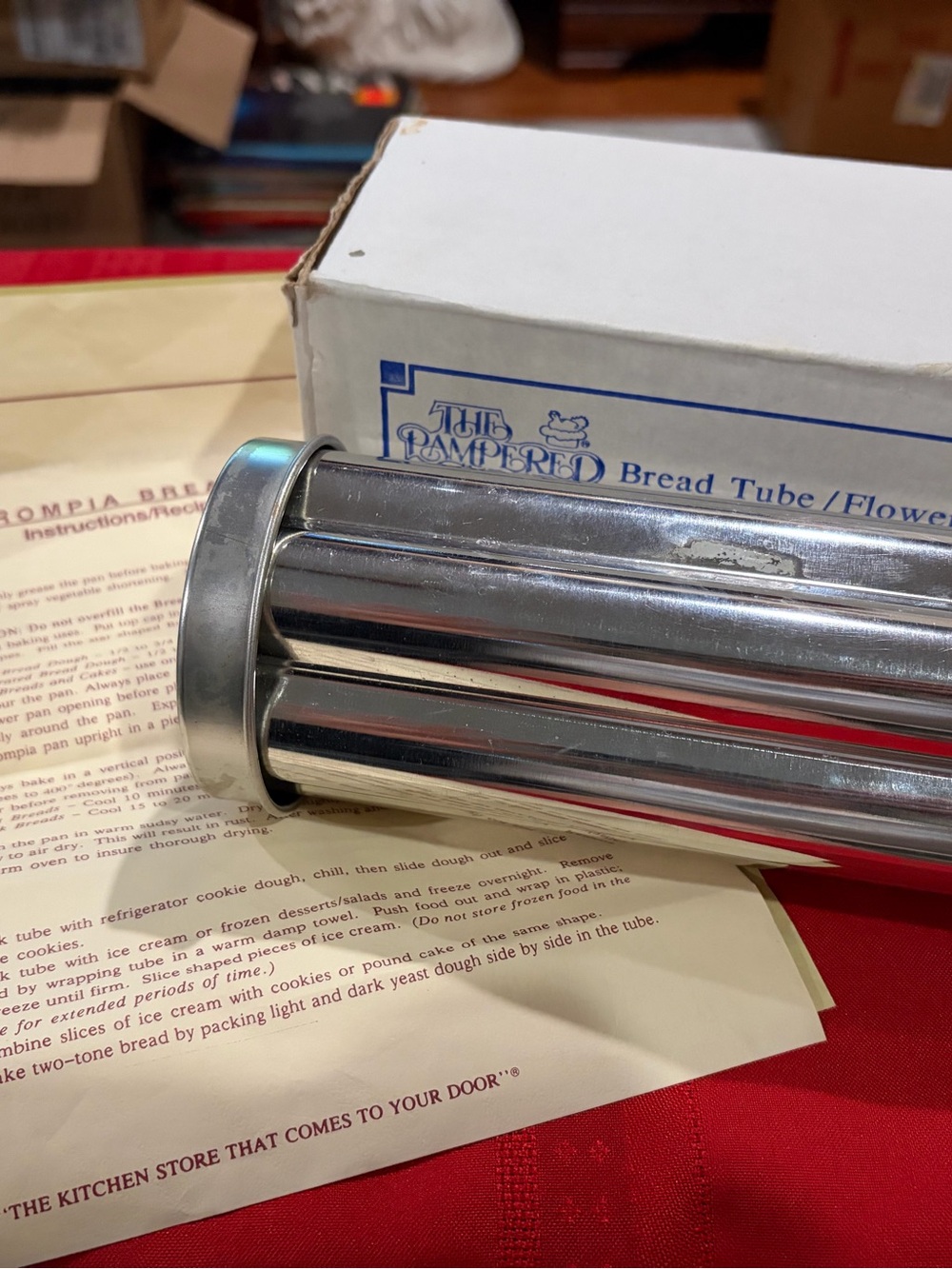 The Pampered Chef Stainless Steel Bread Tube / Flower Mold